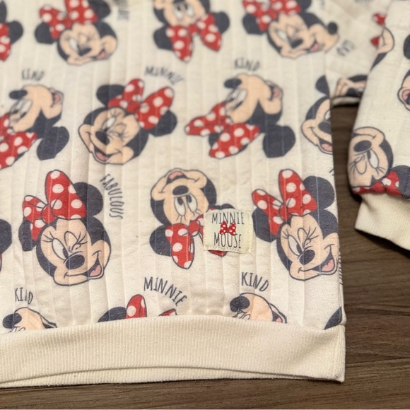 Disney Girls Cream and Red Minnie Mouse Quilted Sweater size 5 - Picture 3 of 5